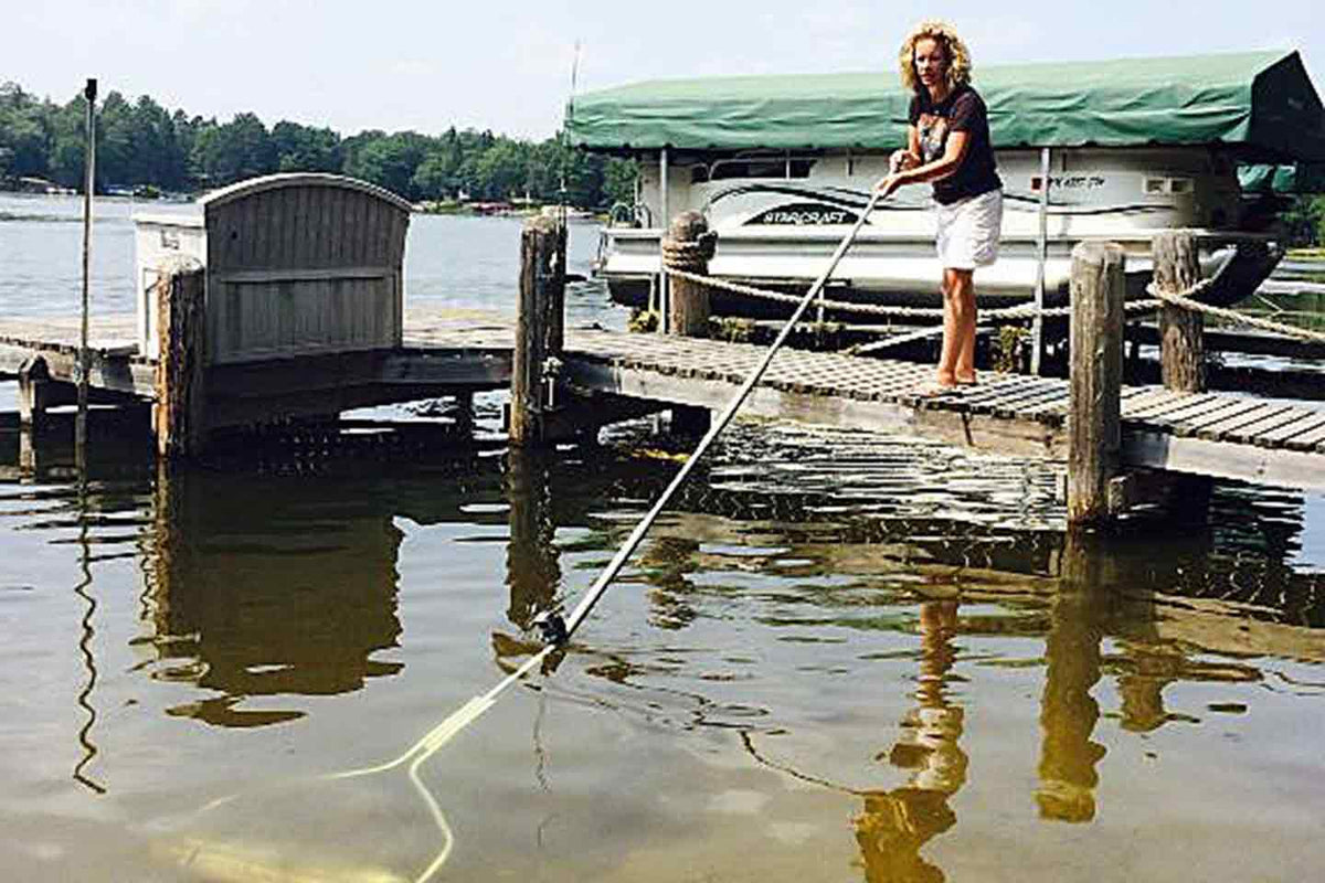 How to use the Beachroller Weed Eliminator from a dock